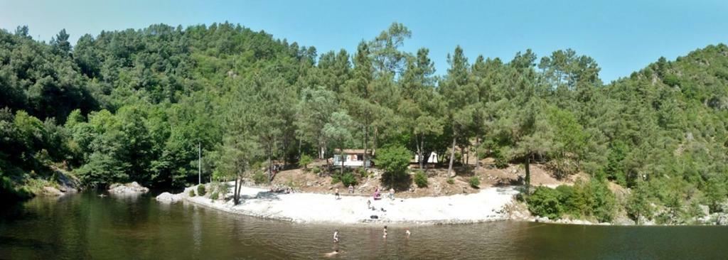 Un Petit Coin De Paradis Gluiras Exterior photo